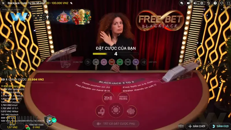 Sảnh Club Evolution không thể thiếu những bàn live cược trục tiếp
