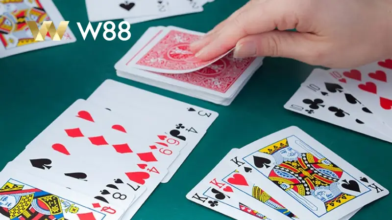 Bài Phỏm W88 - Hướng Dẫn Cách Chơi Và Mẹo Đọc Bài Cao Thủ Bản Chất Toán Học Và Thuật Ngữ Cần Biết